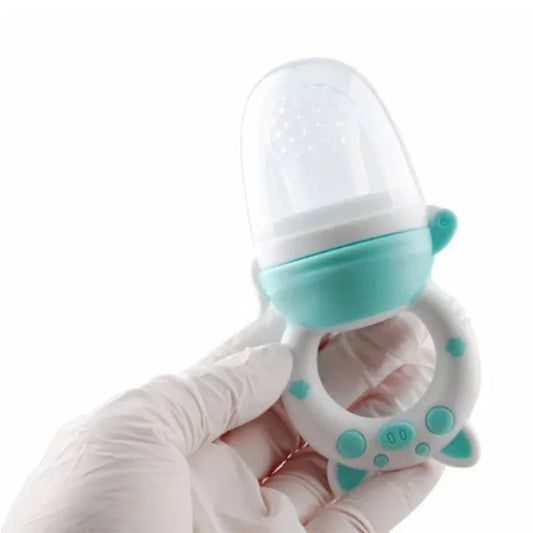 2-in-1 Baby Feeding Spoon & Juice Extractor